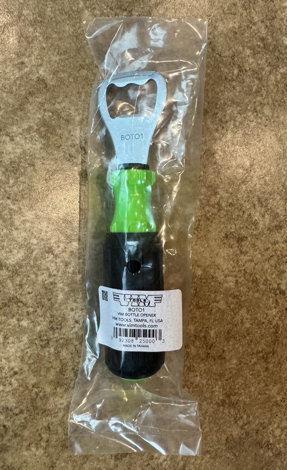 🟢 BRAND NEW – VIM Tools BOTO1 Heavy Duty Bottle Opener w/Soft Grip Handle
