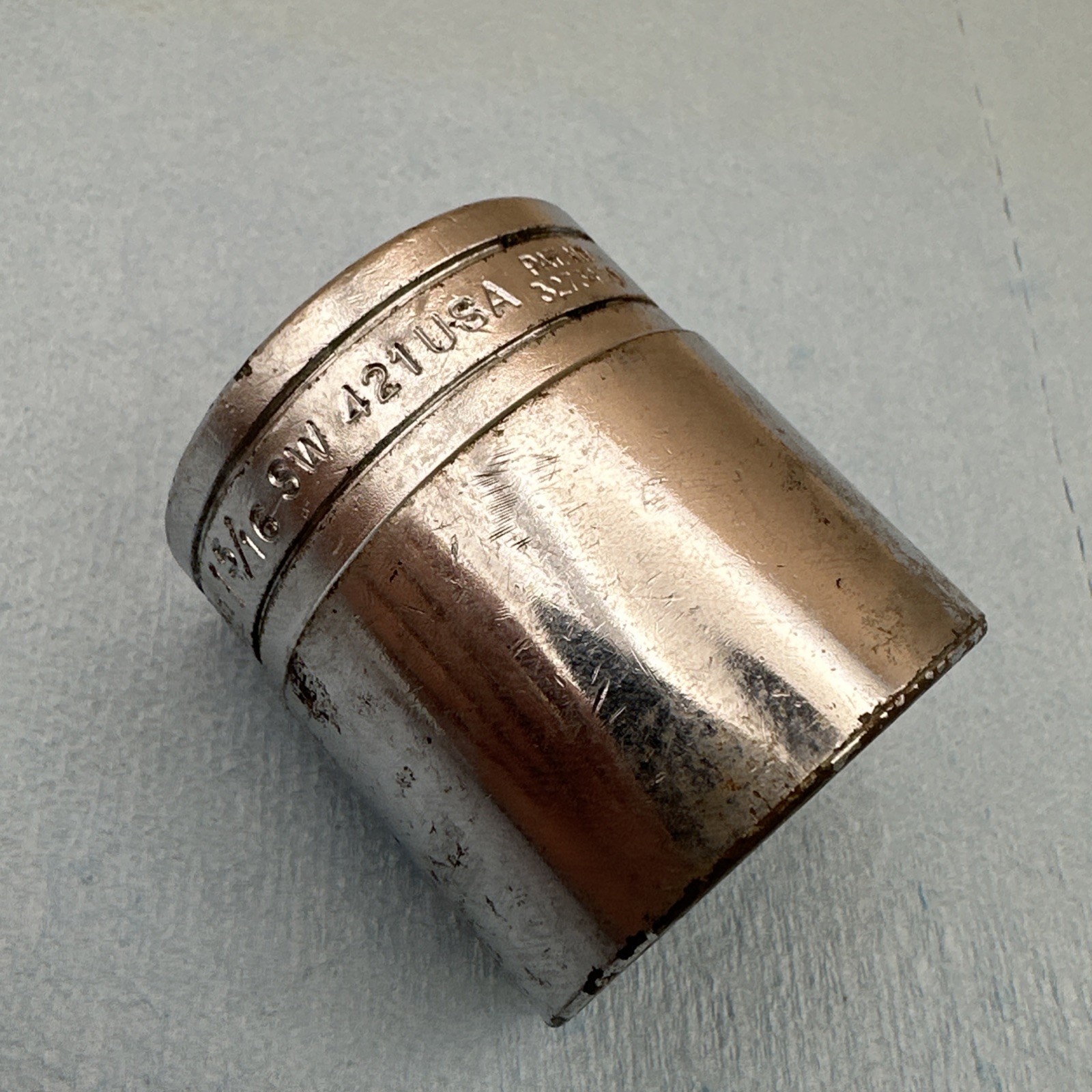 Snap On Tools 1-5/16″ Shallow Socket 1/2″ Drive 12 Point SW421 Vtg Made in USA