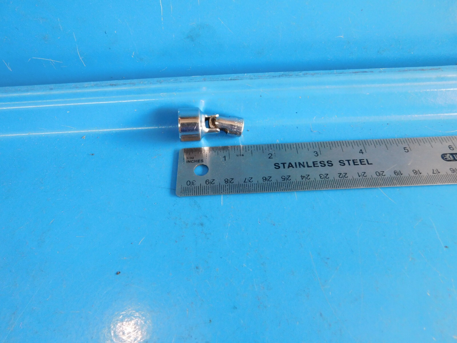 USED ,SNAP ON » 9/16 IN. » 1/4 IN. DR. UNIVERSAL, 12 POINT SOCKET #TMU181