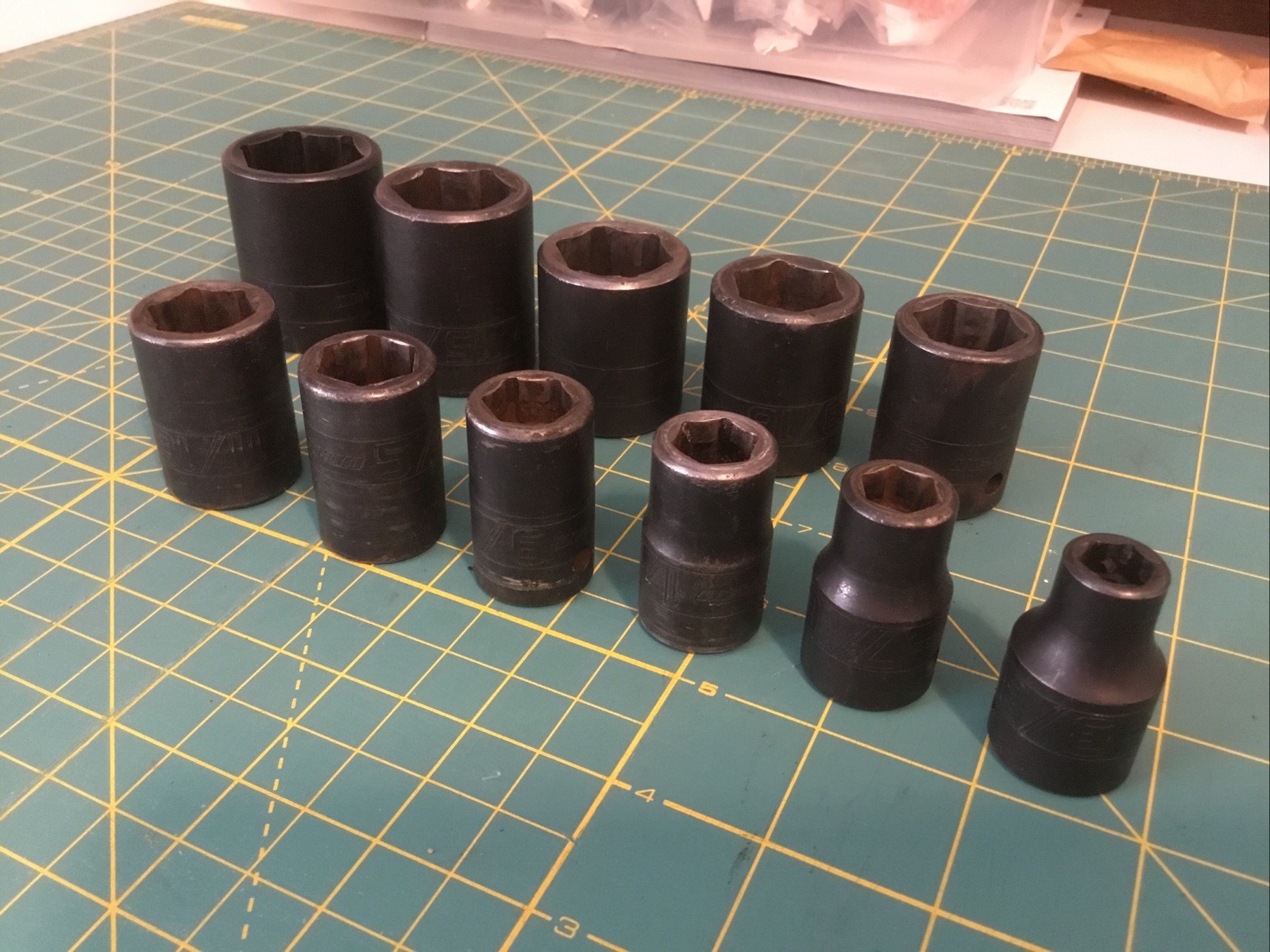 SNAP-ON 9 DRIVE SAE SHALLOW IMPACT SOCKETS (1In, 7/8 3/16 11/16. 5/8 7/16 3/8)