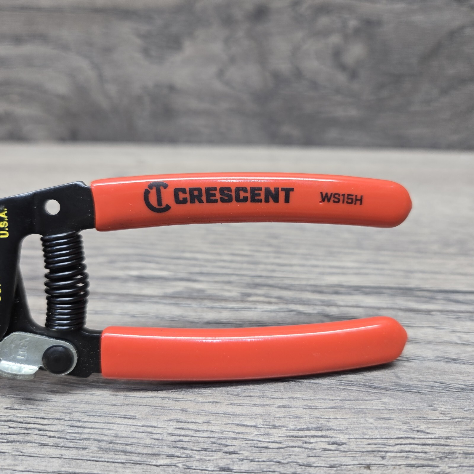 Crescent WS15 6″ Self-Opening Wire Strippers / Cutters 10-20 AWG USA Made