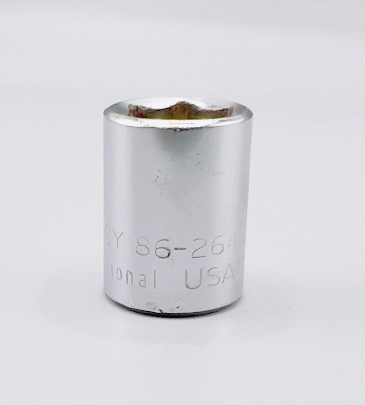 STANLEY Professional 1/2″ SAE, 6-Point 3/8″ Drive Chrome Shallow Socket #86-264