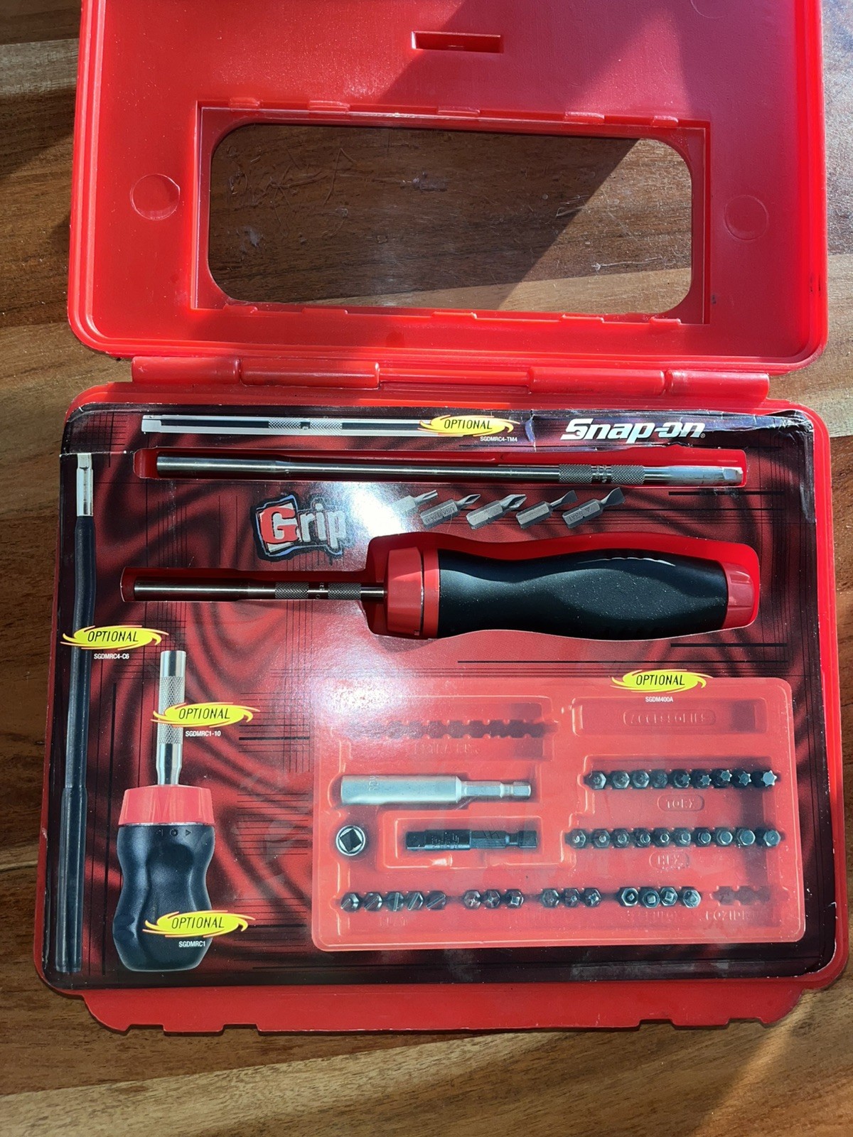 Snap-on Ratcheting Screwdriver Set with Case, Bits & Extension Bars Rare Red USA