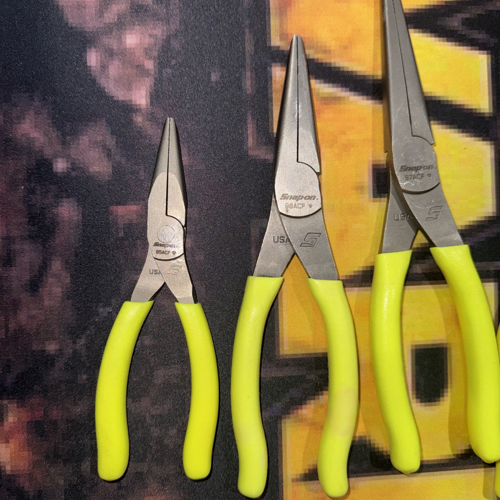 Snap-On Tools 5 PIECE HI VIZ Soft Grip LONG Neck Needle Nose Pliers Lot Set