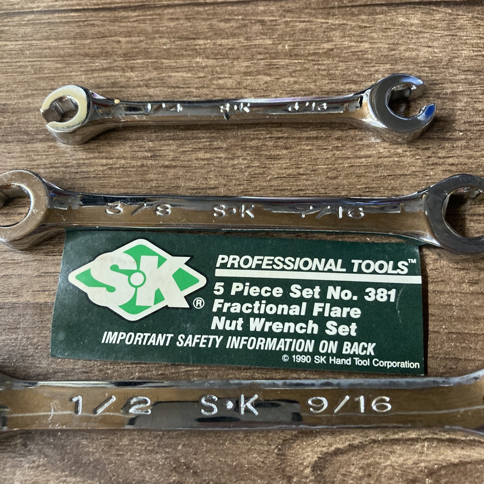 SK Tools USA 381 SAE 1/4-7/8″ 5pc Flare Nut Line Wrench Set, 6 Point