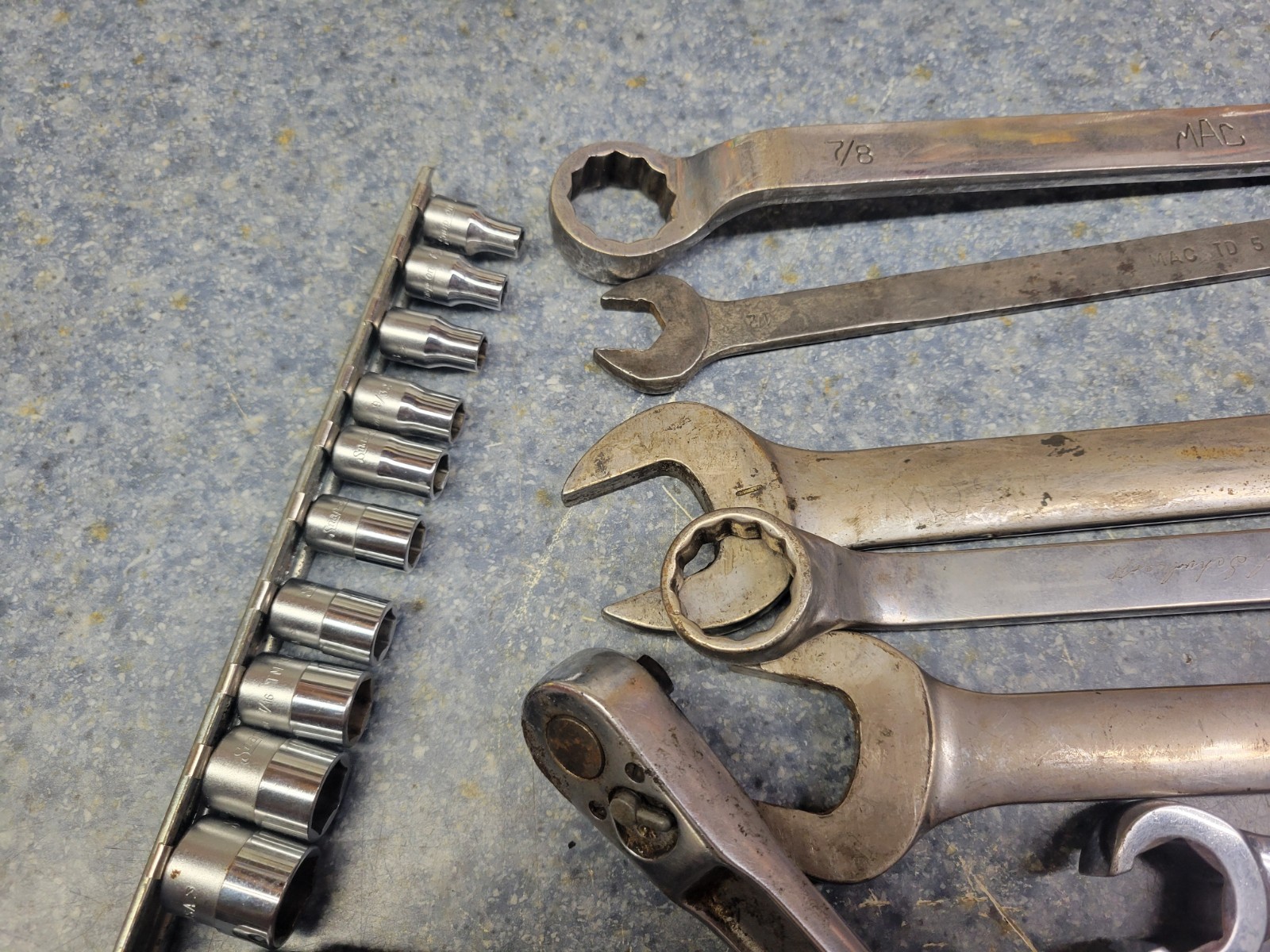Snap-on / MAC / Matco /Blue-Point / Cornwell 30-Piece Tool Lot
