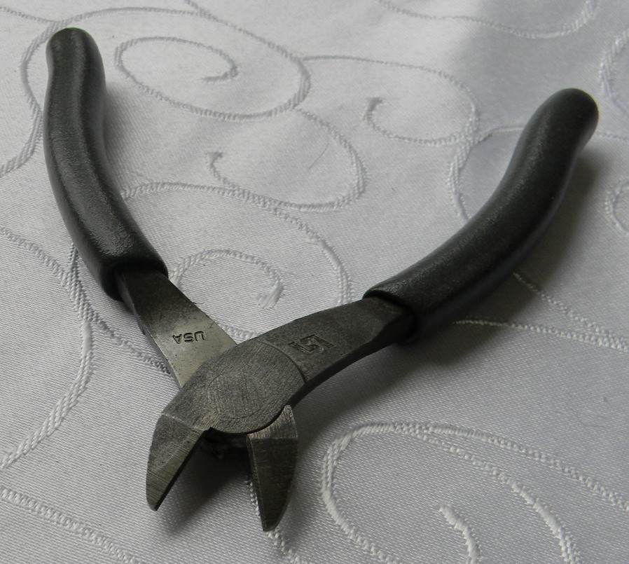 SNAP-ON 5″ LONG DARK TITANIUM VINYL GRIP VECTOR EDGE DIAGONAL CUTTER #85ACF