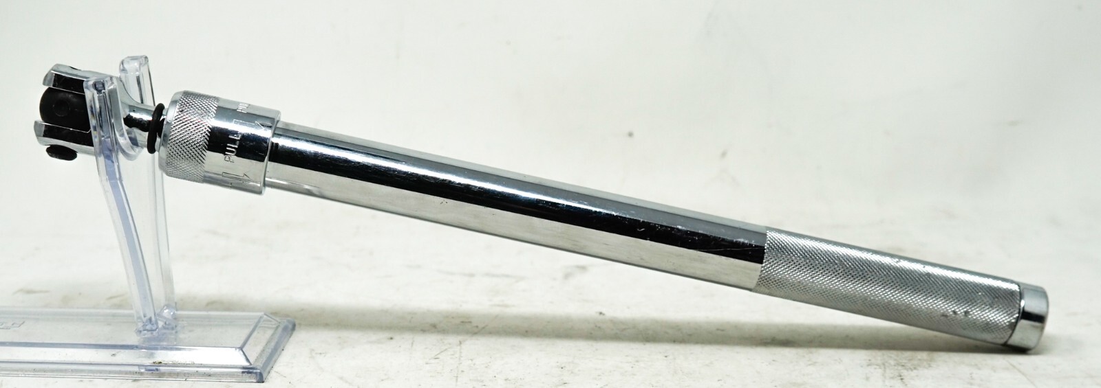 Power Torque [GM4399] 1/2 in. Drive x 15 in. to 24 in. Extendable Breaker Bar