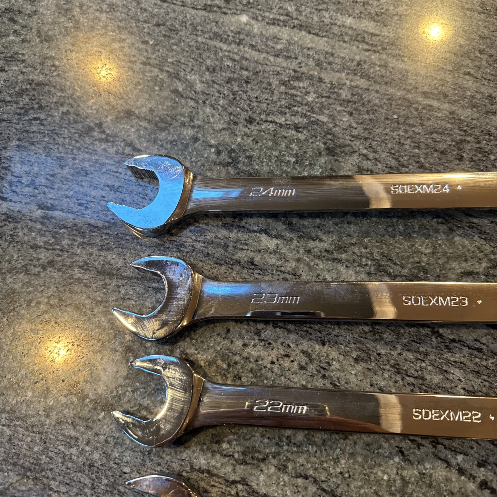 Snap-On soexm705 5 pc 12 point metric flank drive + combo wrench set 20-24mm
