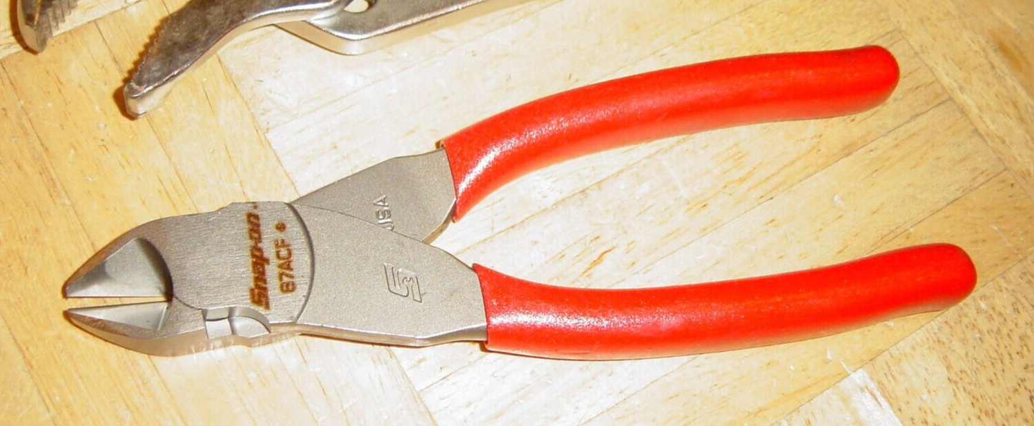 SNAP ON & BLUE-POINT TOOLS 3 PIECE DIAGONAL, 9 & 16 INCH ADJUSTABLE JAW PLIERS
