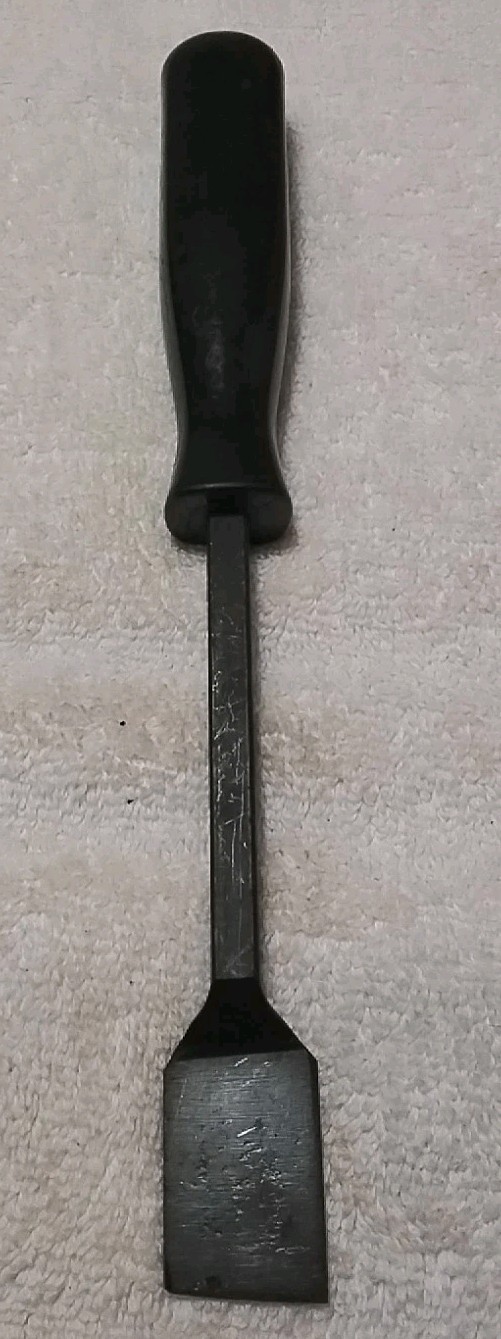 PLASTIC HANDLE GASKET SCRAPPER 9″×1″