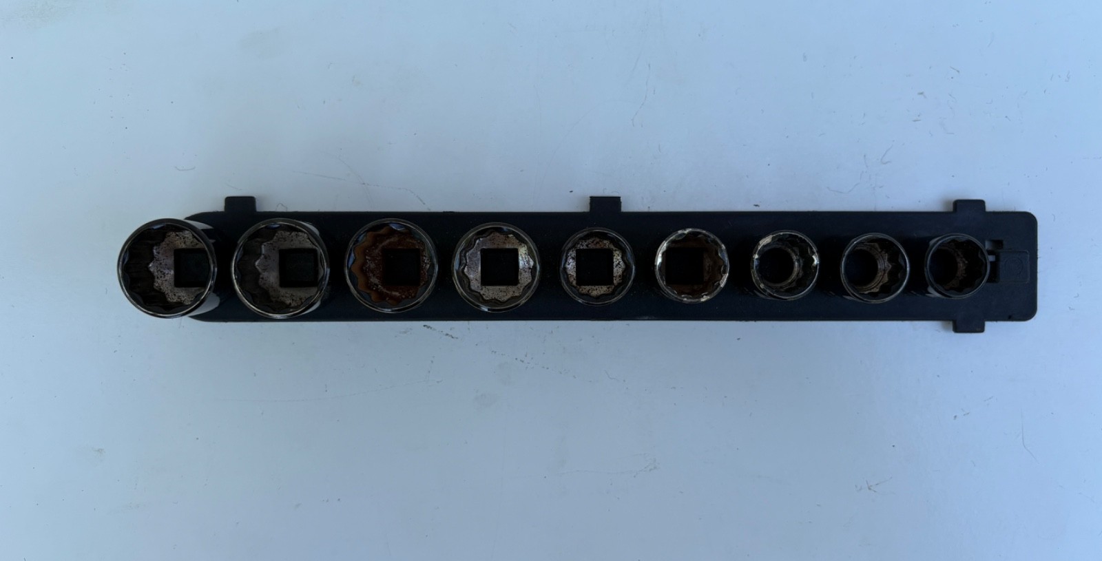 Stanley Black Chrome 3/8″ Drive Sockets 9 Pieces 12pt on Rail