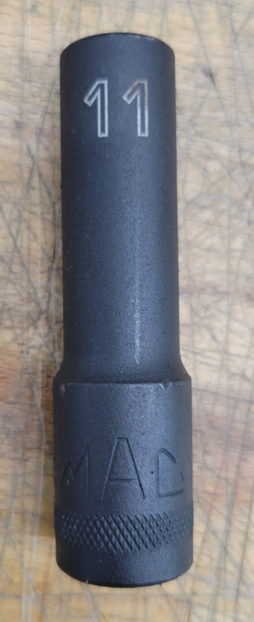 Mac-Tools SVDPM166BRPT 16 Pc 1/2″ Dr 6pt Metric Deep Impact Socket Set – USED