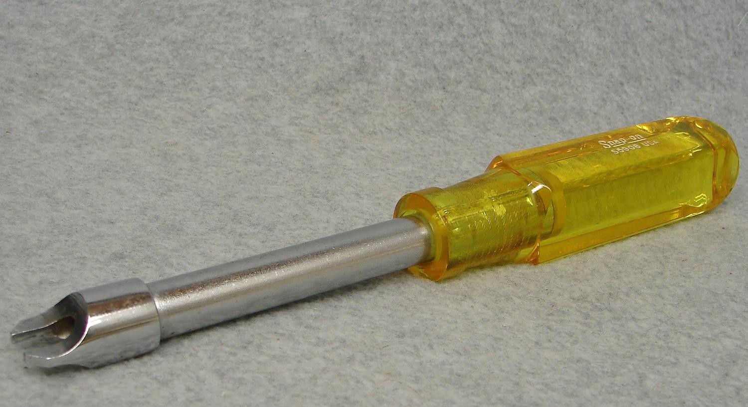 Vintage SNAP-ON S5908 Specialty Tool DASH NUT Escutcheon SCREWDRIVER Porsche VW