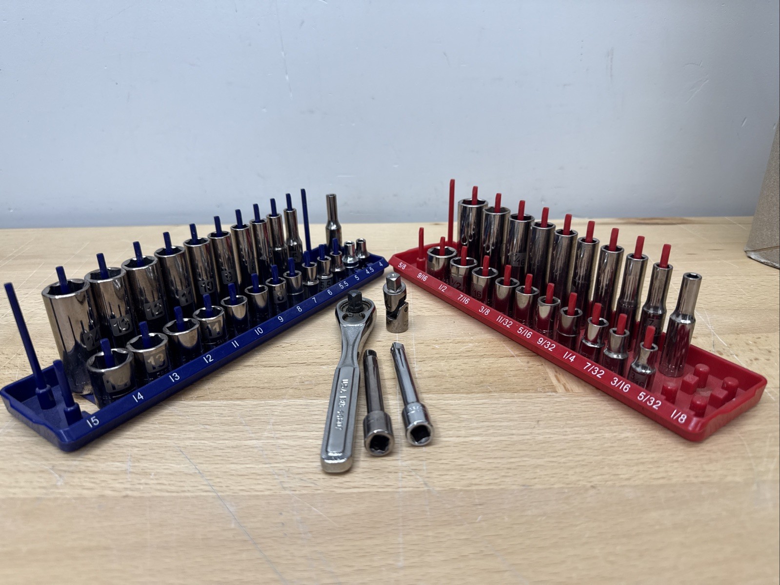 Craftsman 1/4″ Drive SAE & Metric Vintage 49pc Socket Set Deep & Shallow Ratchet