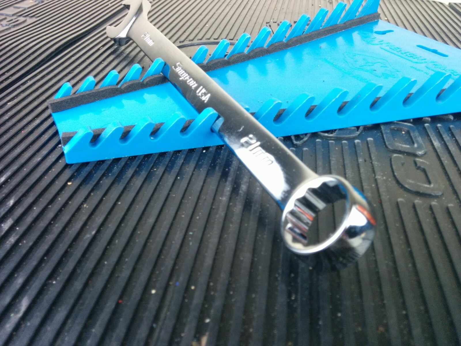#aj687 NEW! Snap-On 21mm Wrench 12Pt Flank Drive Plus SOEXM21 Combination
