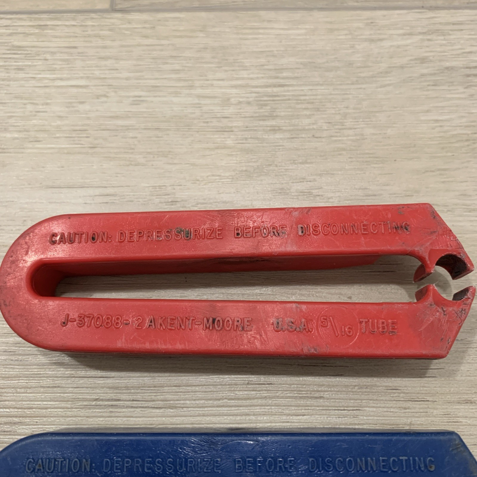 Kent-Moore J-37088 Fuel Line Quick Disconnect Tool Set 5/16″ & 3/8″ USED.