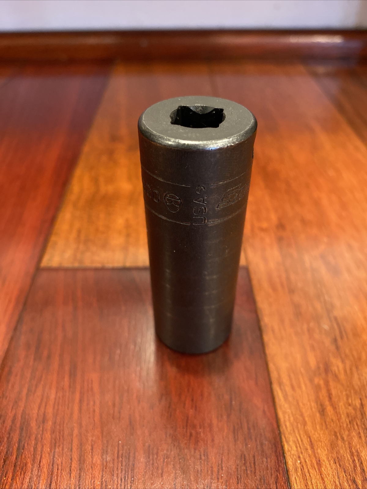 Snap-on SIMF220 11/16” SAE Flank Drive Deep Impact Socket 3/8” Drive 6 Point