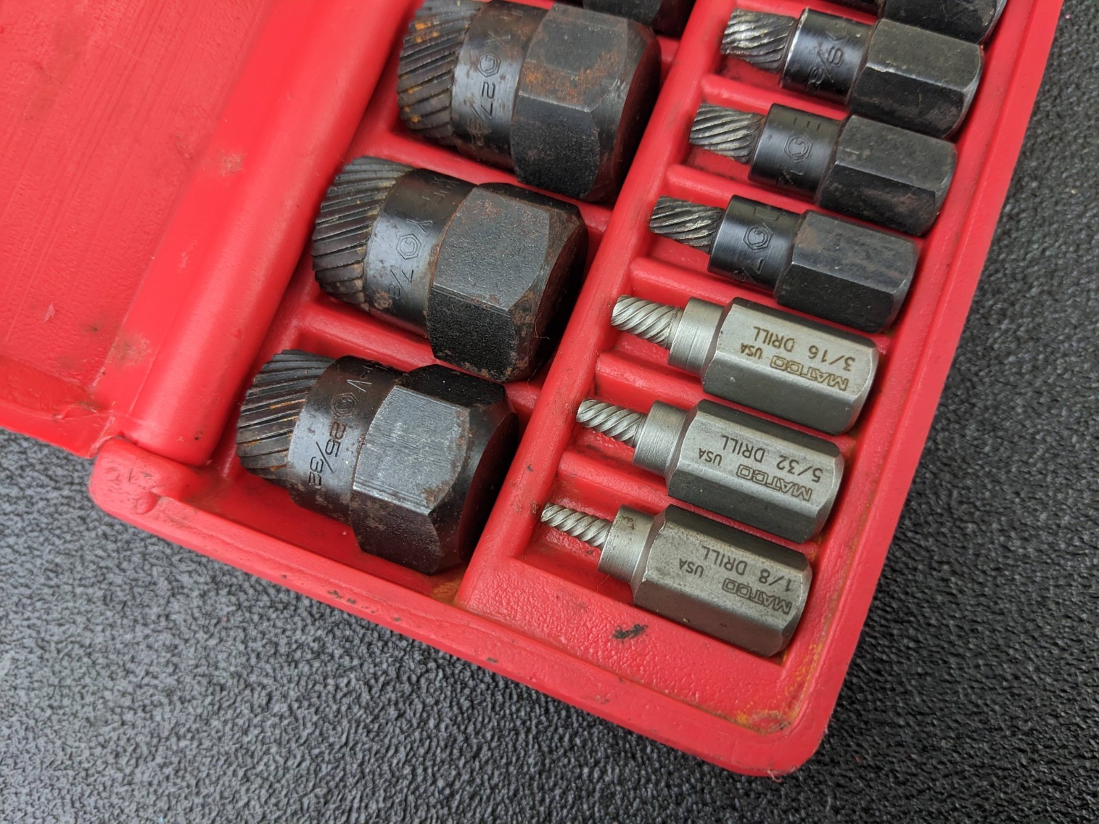 #bp376 Matco Tools SEXS25 hexagonal head multi spline screw extractor set