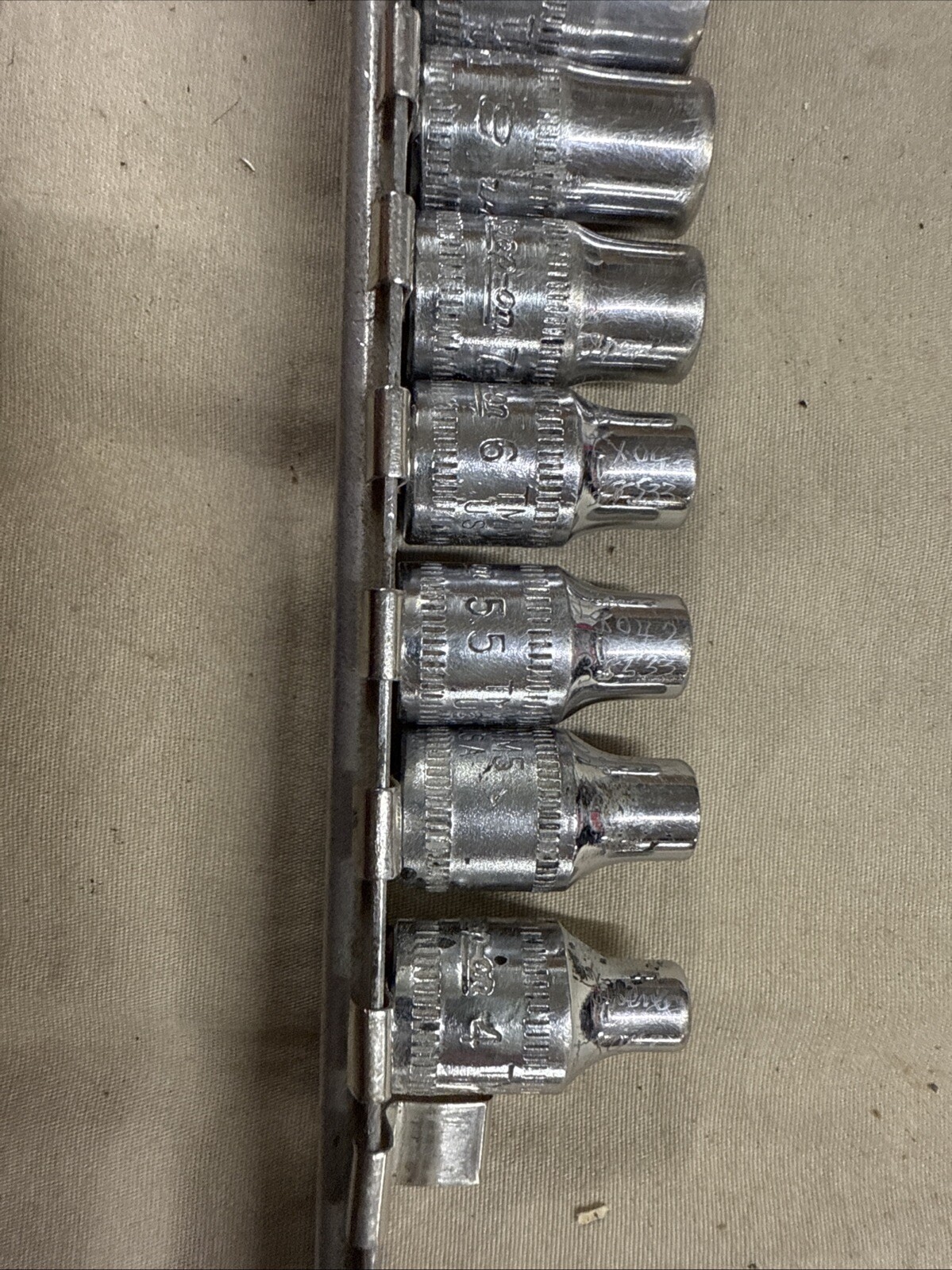 SNAP ON 12 PC 112TMMY 1/4″ SHALLOW METRIC 6 PT SOCKET SET 4MM – 14MM