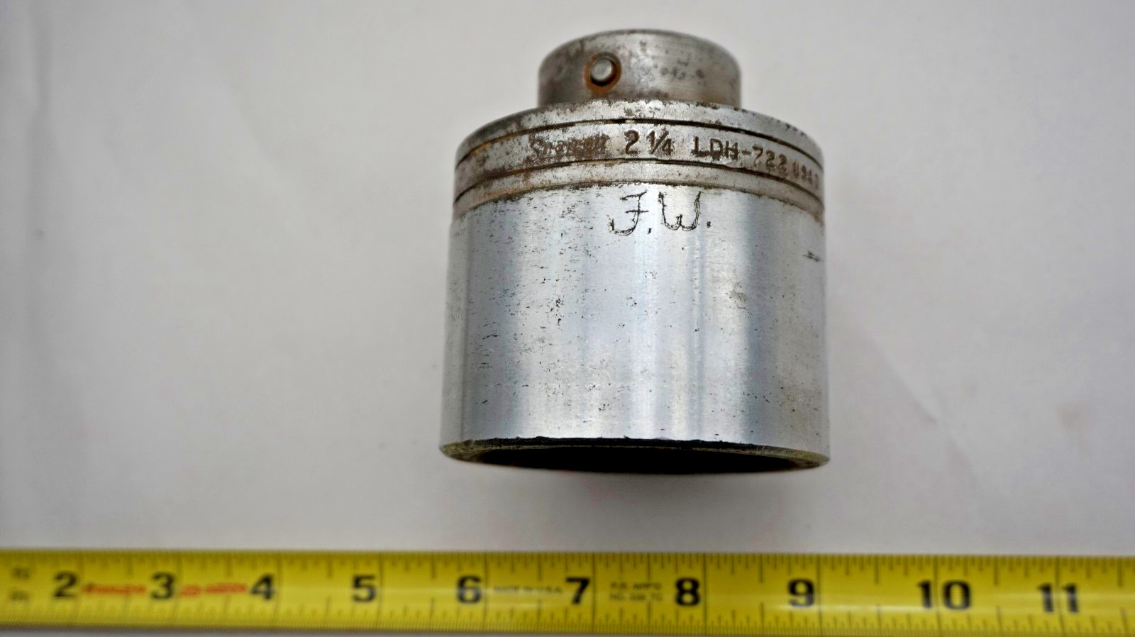 Snap On USA LDH722 3/4” Drive 12 Point 2-1/4” Shallow SAE Chrome Socket