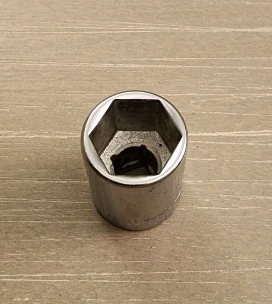 Craftsman USA 1/2″ Socket 6 Point 1/4″ Drive V 43499 (Single Line)
