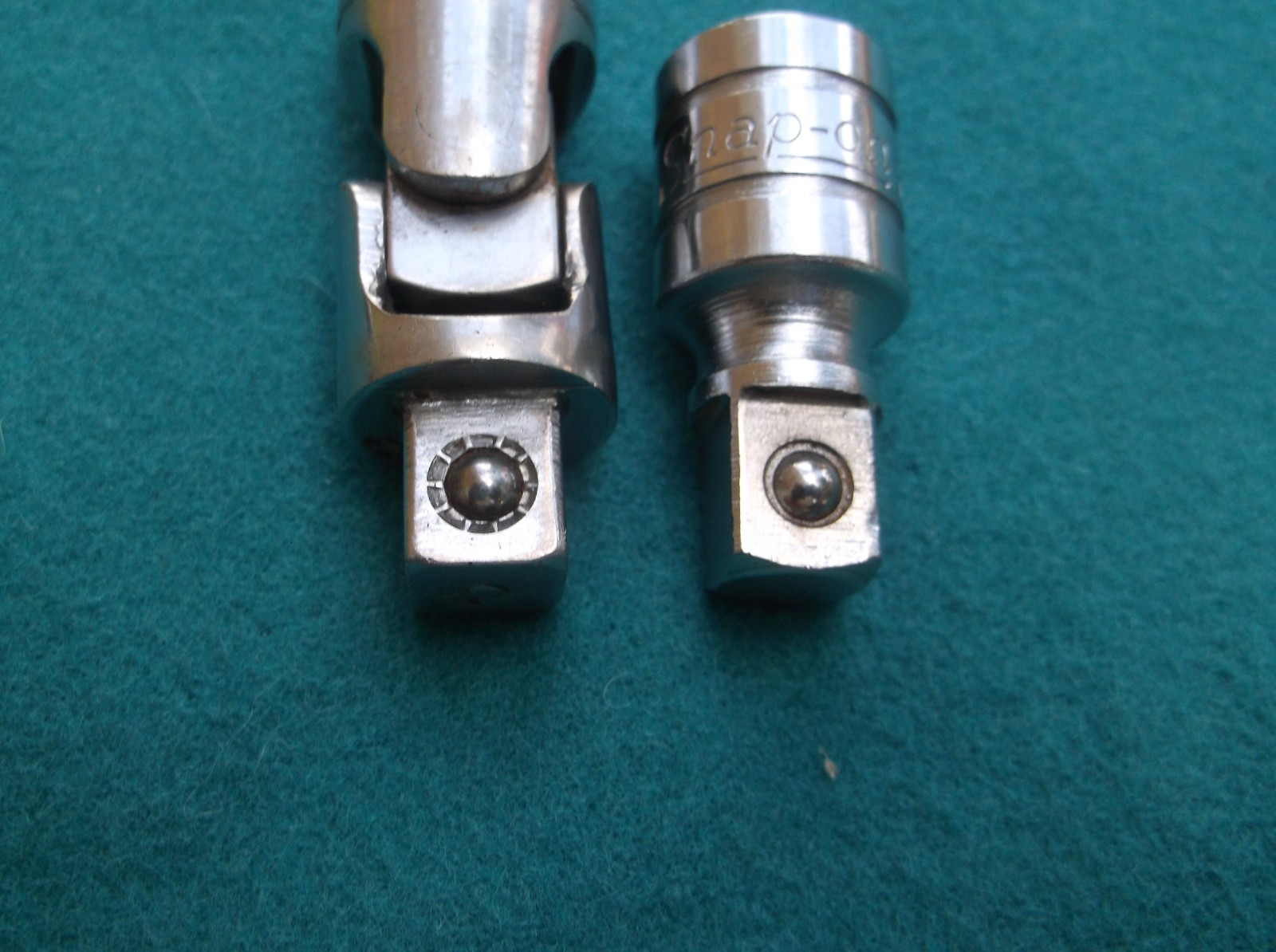 Snap-on 3/8″ Drive Chrome FU8A Swivel Universal & FX1 Extension