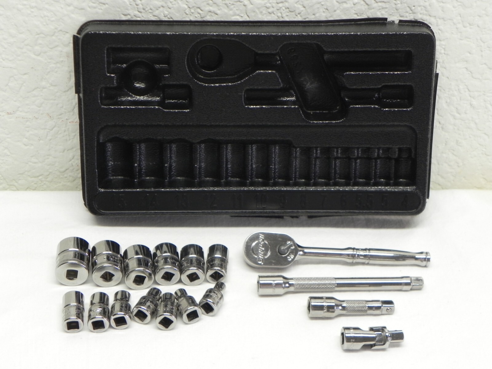Snap-On 117TMM 17 Piece 1/4″ Drive 6 Point Metric Service Starter Set w/Holder