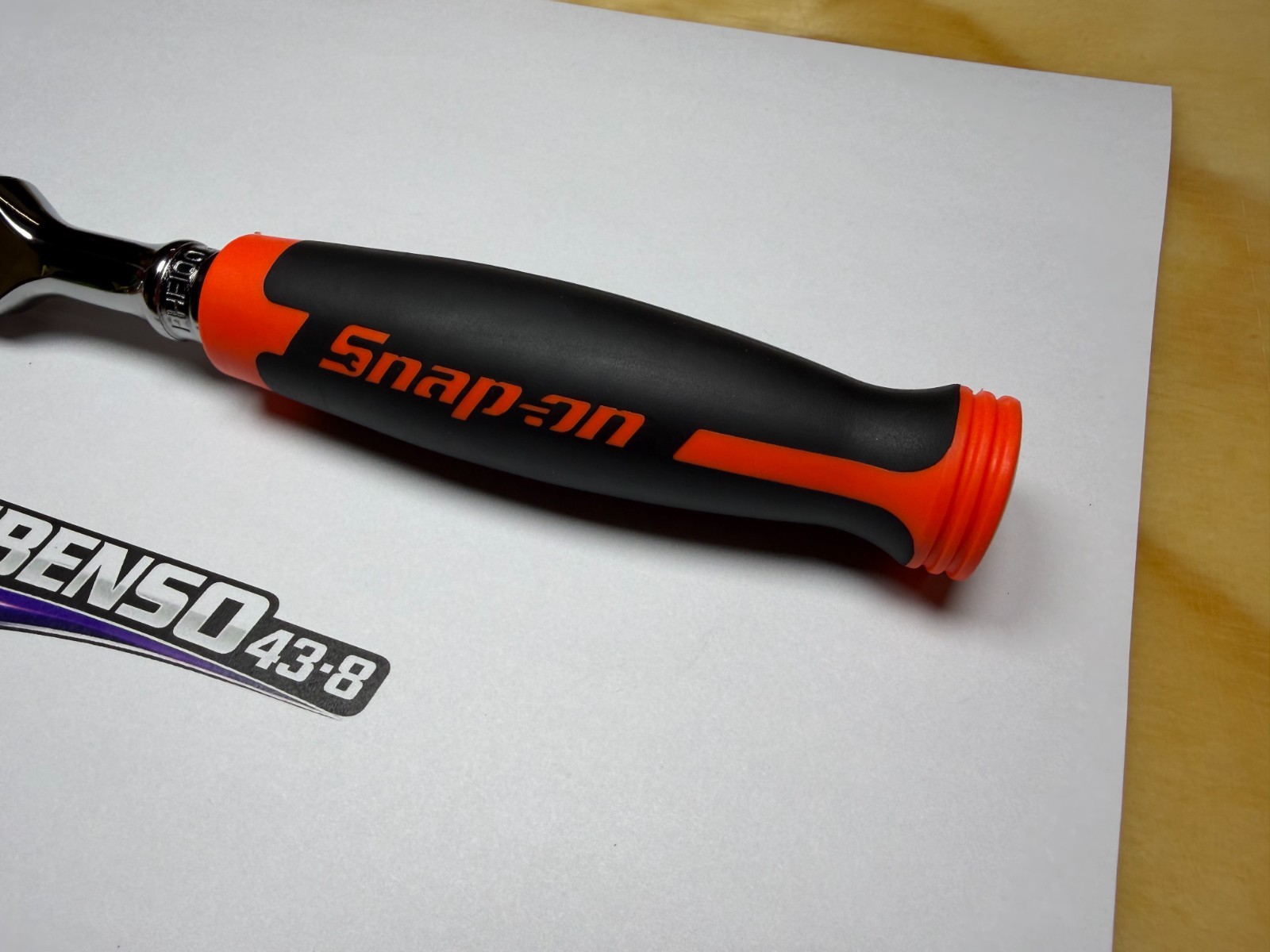 Snap-on Tools USA NEW ORANGE 3/8″ Drive 100 Tooth Soft Grip Flex Ratchet FHF100O