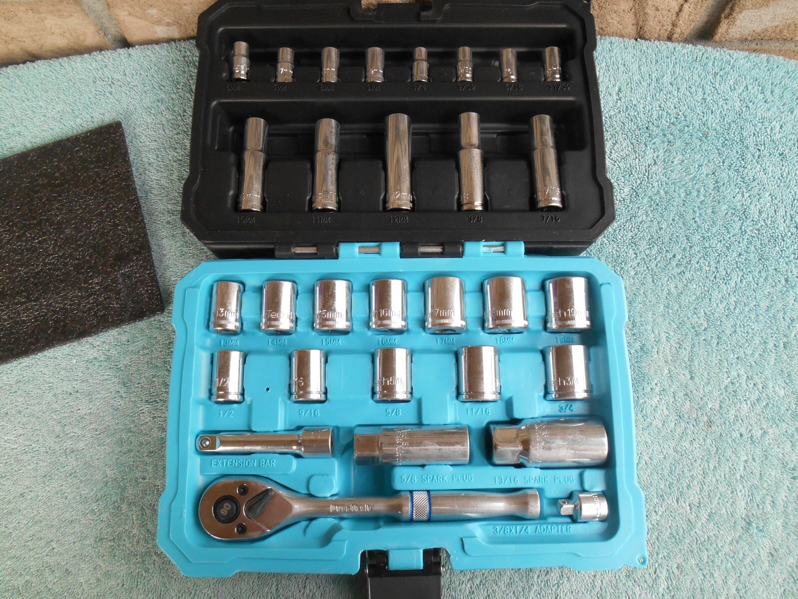 NEW DURATECH 30PC. 1/4″ 3/8″ Drive Impact SOCKET SET SAE / Metric WITH CASE.