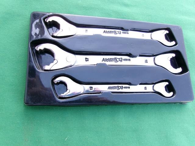VINTAGE ( 3-PIECE ) ALDEN WRENCH RATCHET SET METRIC 10MM – 17MM WITH ORIG. BOX
