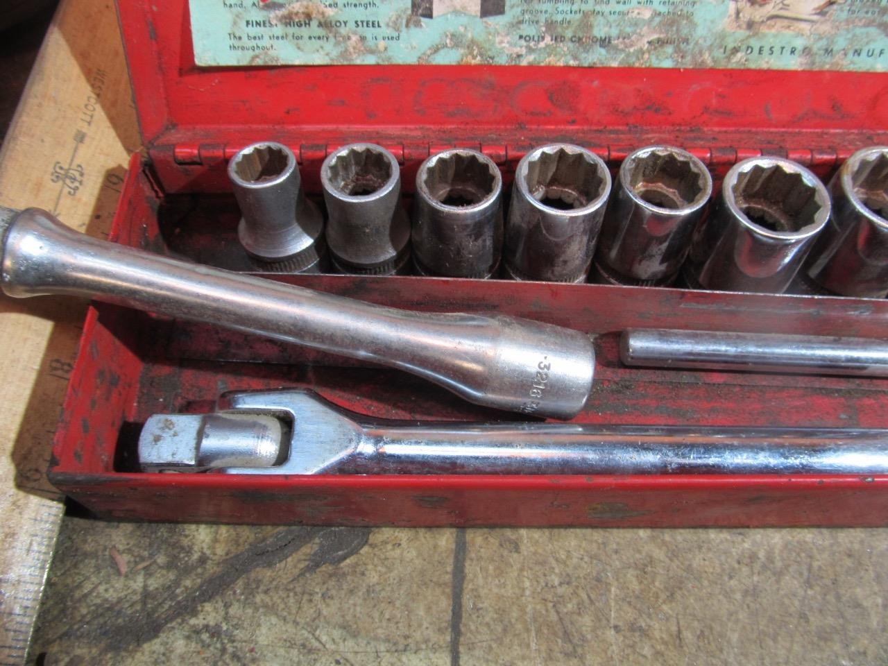 Indestro 7805 1/2″ Drive Socket Set Sockets Breaker Bar Imported Ratched