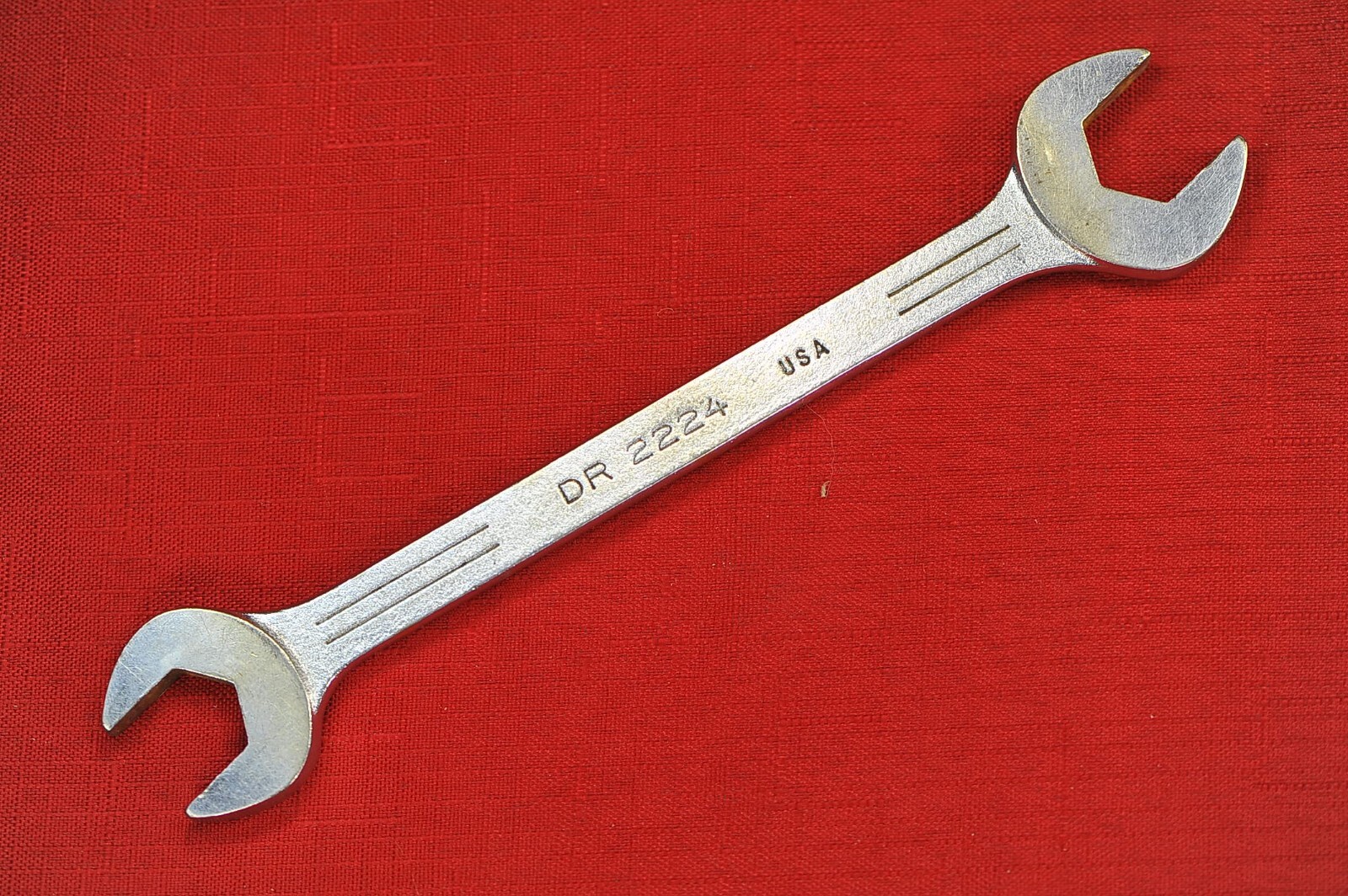MAC Tools DR2224, 11/16″ x 3/4″ Open – End Wrench, 8.2″ Long pre-owned