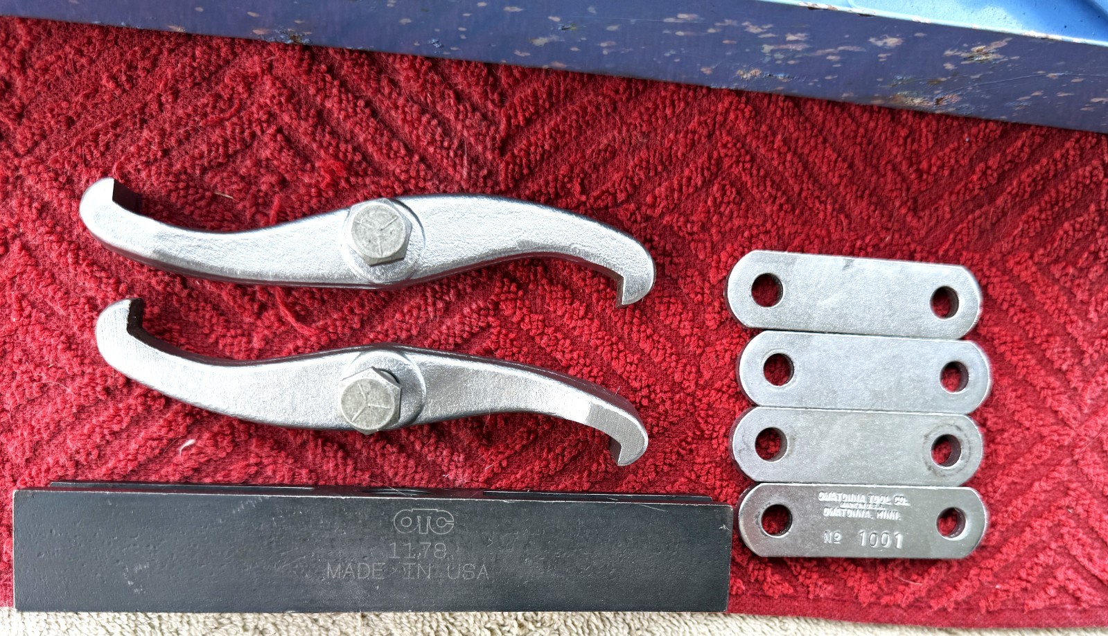 VINTAGE OWATONNA TOOL CO. PULLER KIT MECHANICAL, 5180-00-313-9496 – AS PICTURED