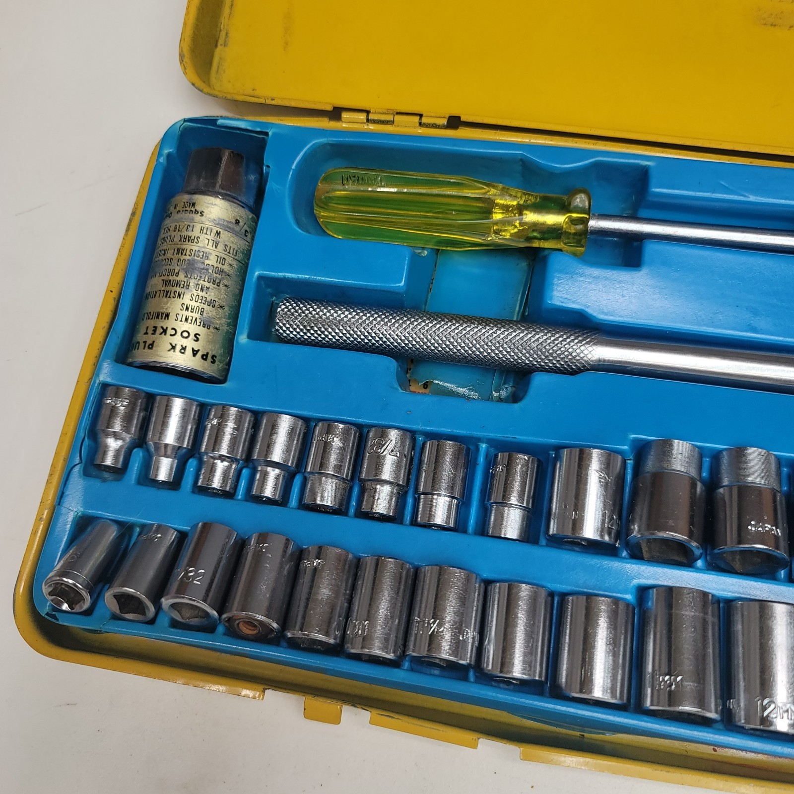 Vtg Royal Tools 40 Piece SAE & Metric Ratchet Socket Tool Set No. 275 Japan 1978