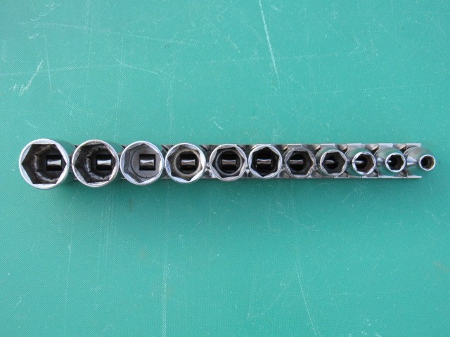 SNAP-ON 211FSY 3/8″ DRIVE 11PC SAE 6PT SHALLOW SOCKET SET 1/4″ – 7/8″ UNDERLINE