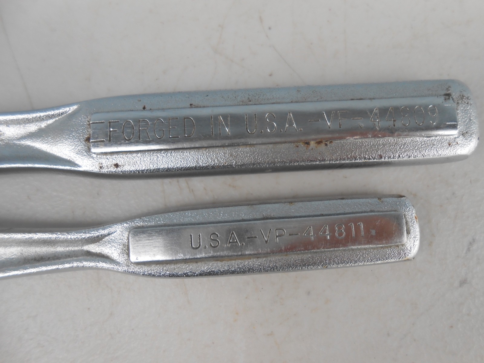 2 Craftsman Rachets–1/2″ Drive 10″ VF 44808 & 3/8″ Drive 7″ VP 44811