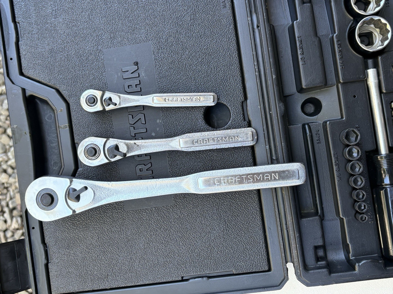 Craftsman 33474 74-Pc Mechanics Tool Set SAE/Metric Sockets Ratchets – Complete
