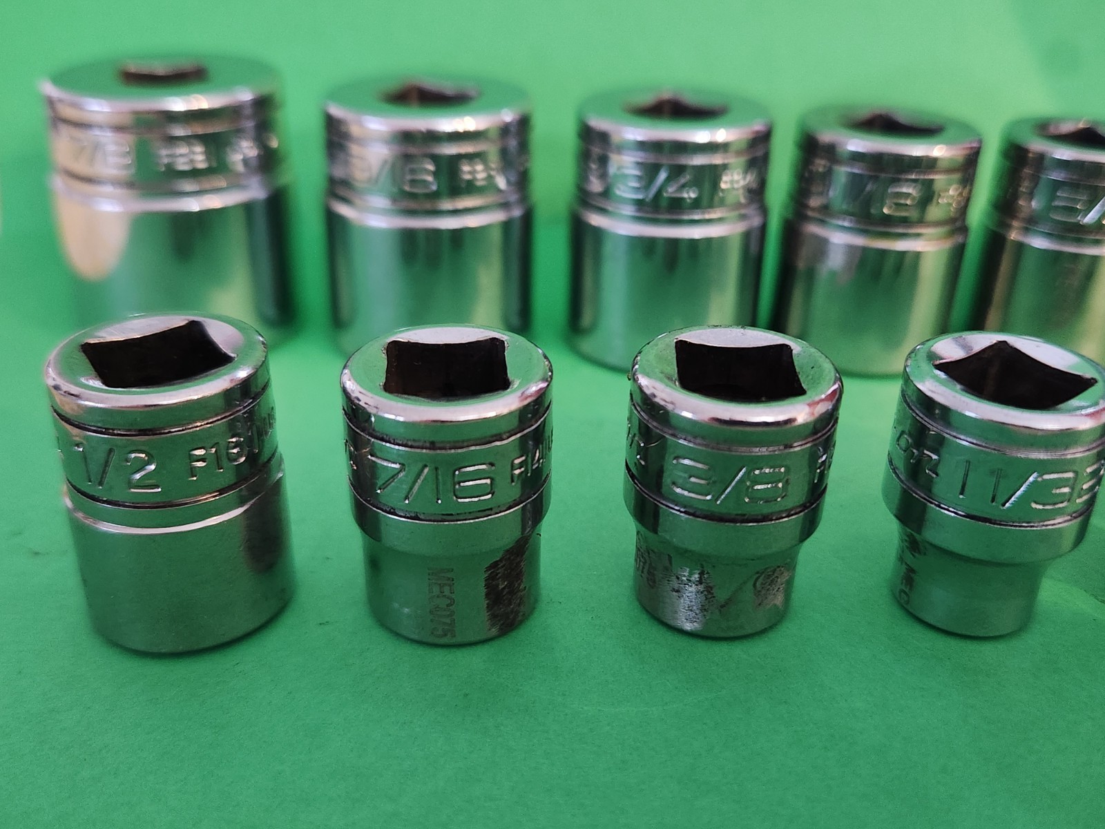 12pc. Snap On 211FY 3/8″ Dr. 12 Pt. Shallow SAE Socket Set 1/4″-7/8″