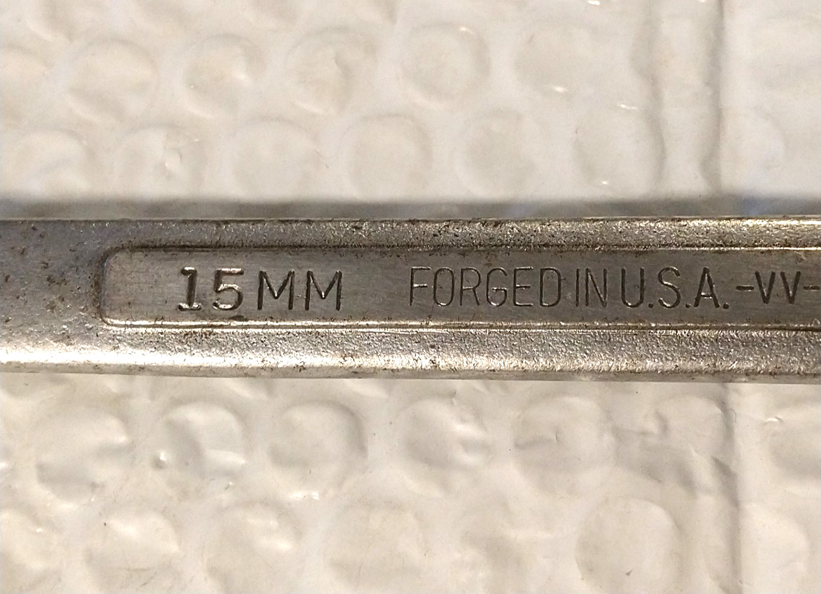 CRAFTSMAN TOOLS USA VV42919, 15MM. COMBINATION WRENCH, 7.75″ LONG, 12 POINT.