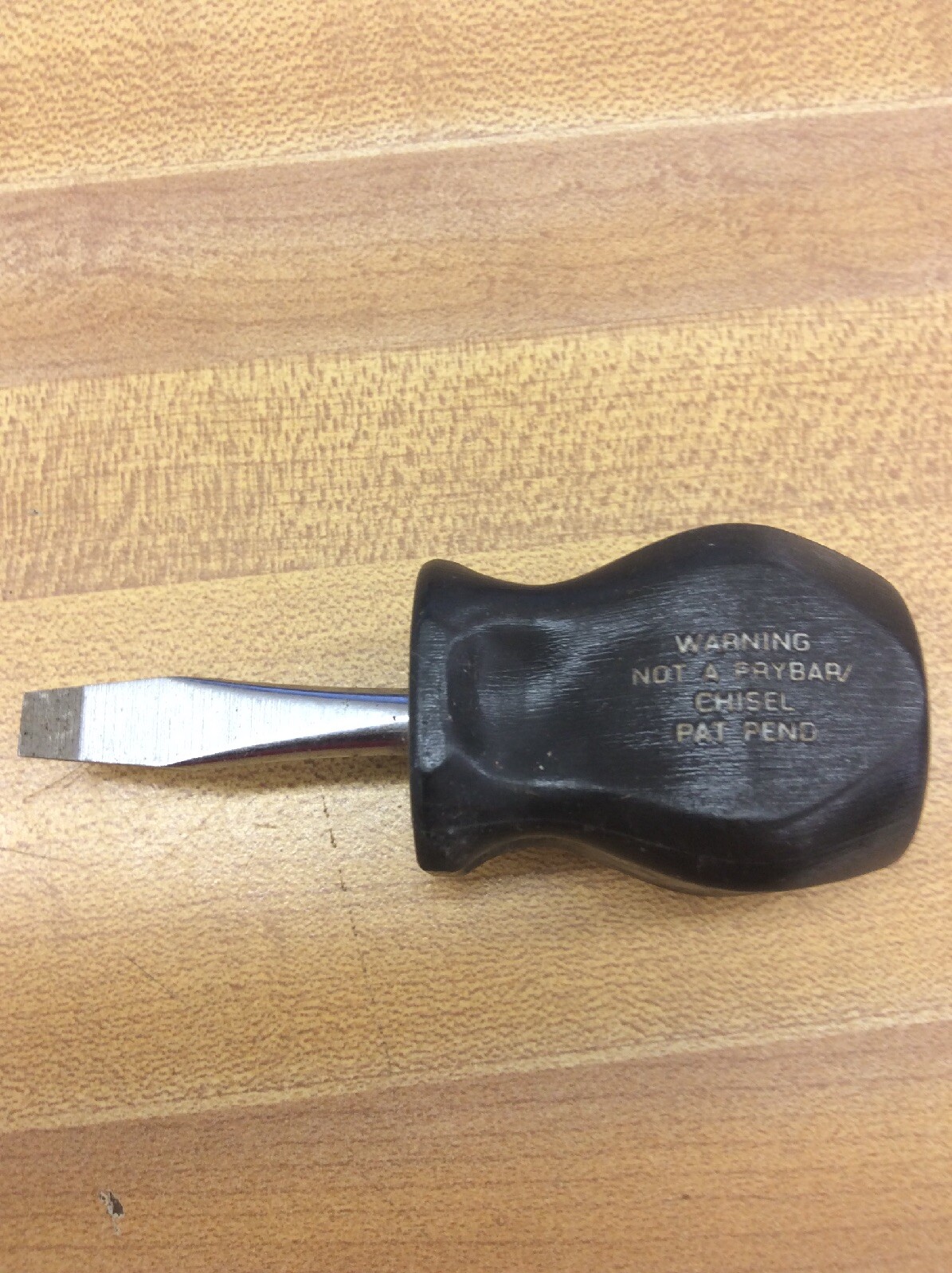 Snap On SDD1 Black Handle Stubby Flathead Screwdriver