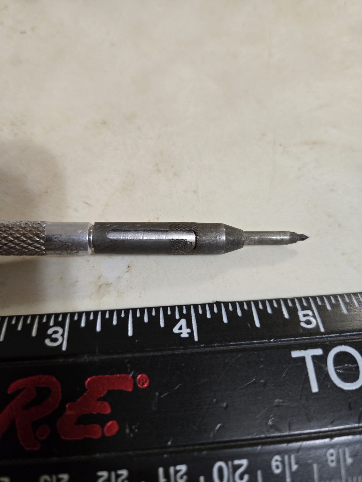 Mac tools S301 Pocket Scriber with MagneticPick-Up.