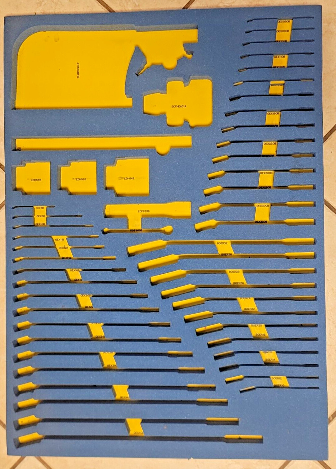 Snap-On FOAM Yellow Gray Toolbox Drawer Tools Toolbox Organizer 30.5″ X 22″ Rare