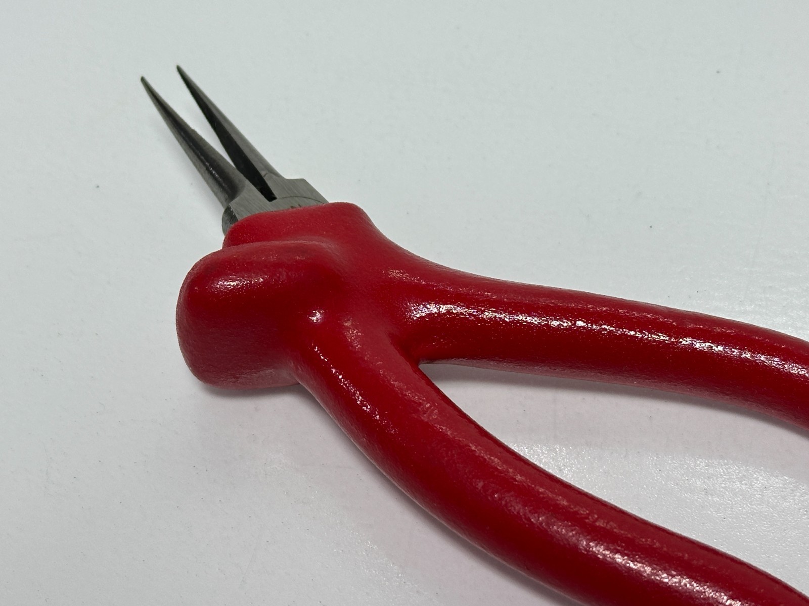 🇺🇸 Klein USA D366-6C (Discontinued) 8-Inch Fatigue Reducing Needle Nose Pliers