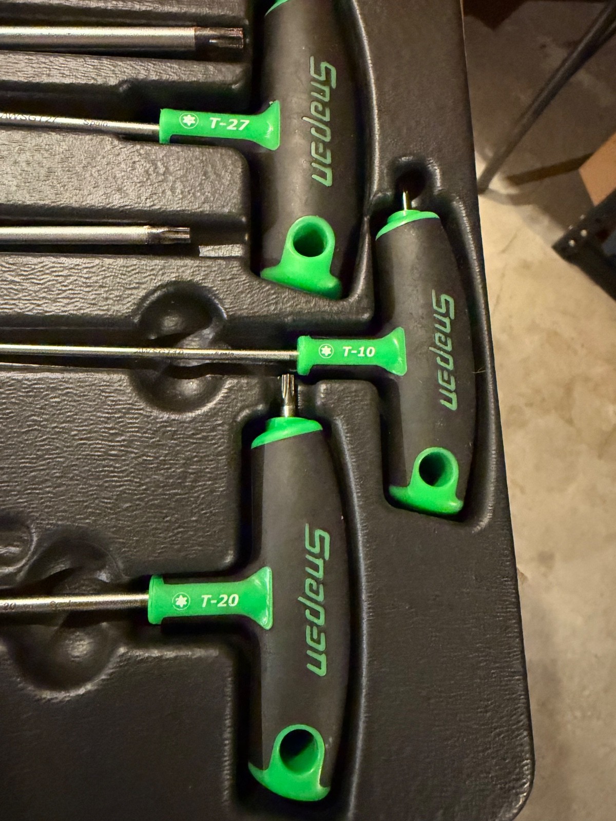 Snap-on 8 Piece Green Soft Grip T-Handle L-Shaped Torx Set T10-T45 AWSGT800A
