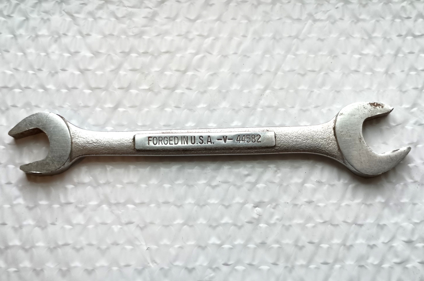 CRAFTSMAN TOOLS USA V44582, 5/8″ x 3/4″ DBL. OPEN-END WRENCH, 7.75″ LONG.