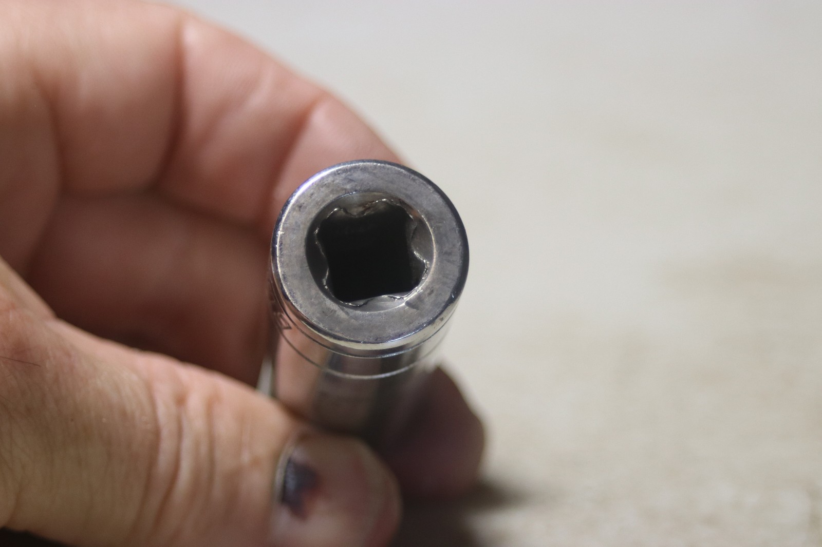 Blue Point BLPLM3817 3/8 inch drive 17mm 12 point deep socket