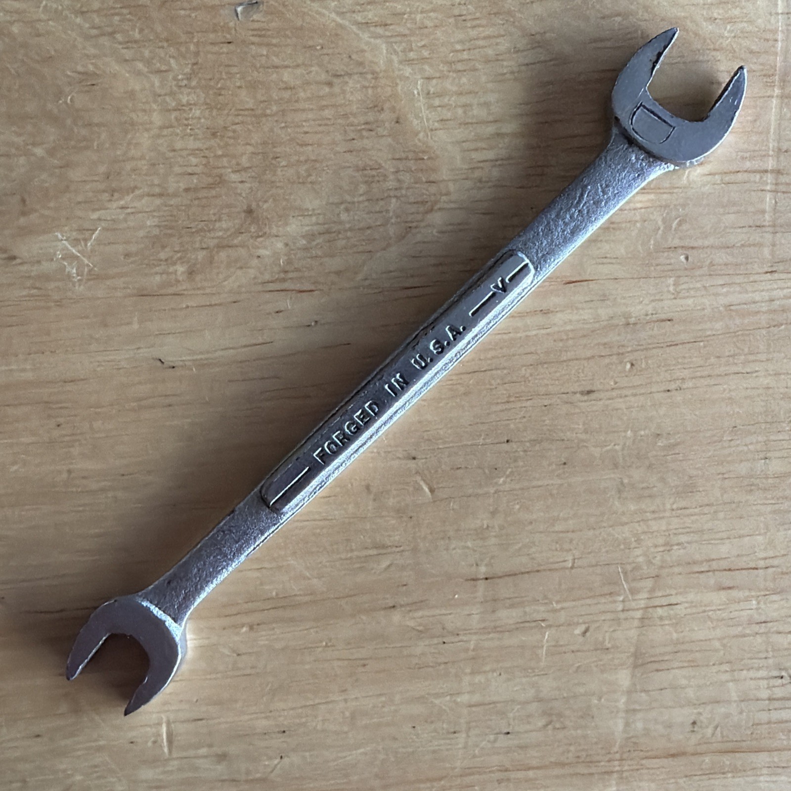 Craftsman 1/4″ x 5/16″ Double Open End Wrench Flying -V- V Series Vtg USA READ!