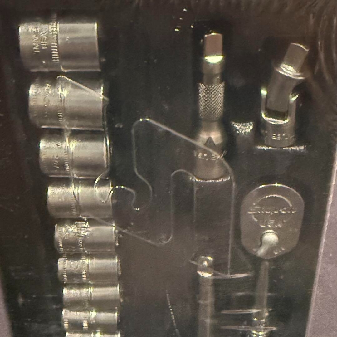 Snap-On 117TMM 17 pc 1/4″ Drive 6-Point Metric Starter Set Unused In Storage