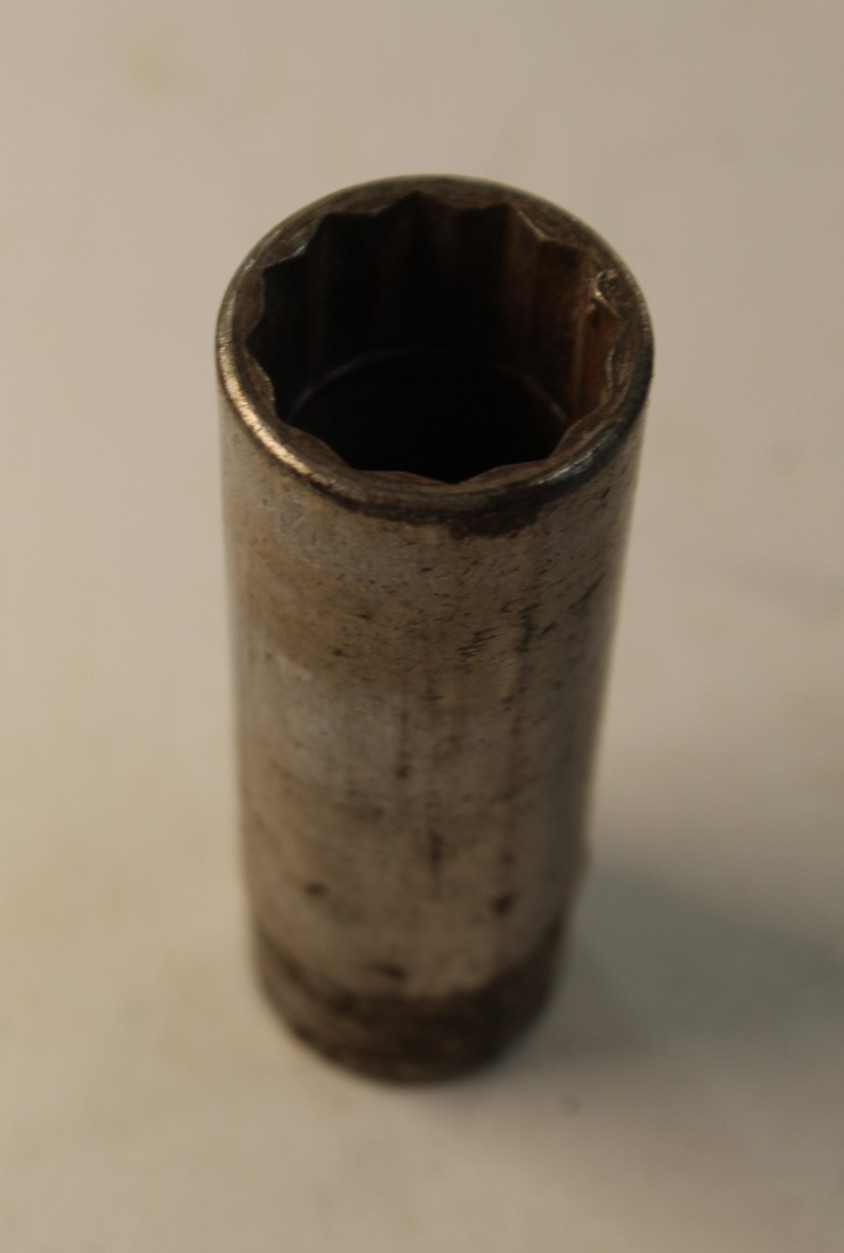 Snap-on – 1/2″ Drive – 13/16″ Deep – 12 Point Socket – S261 USA
